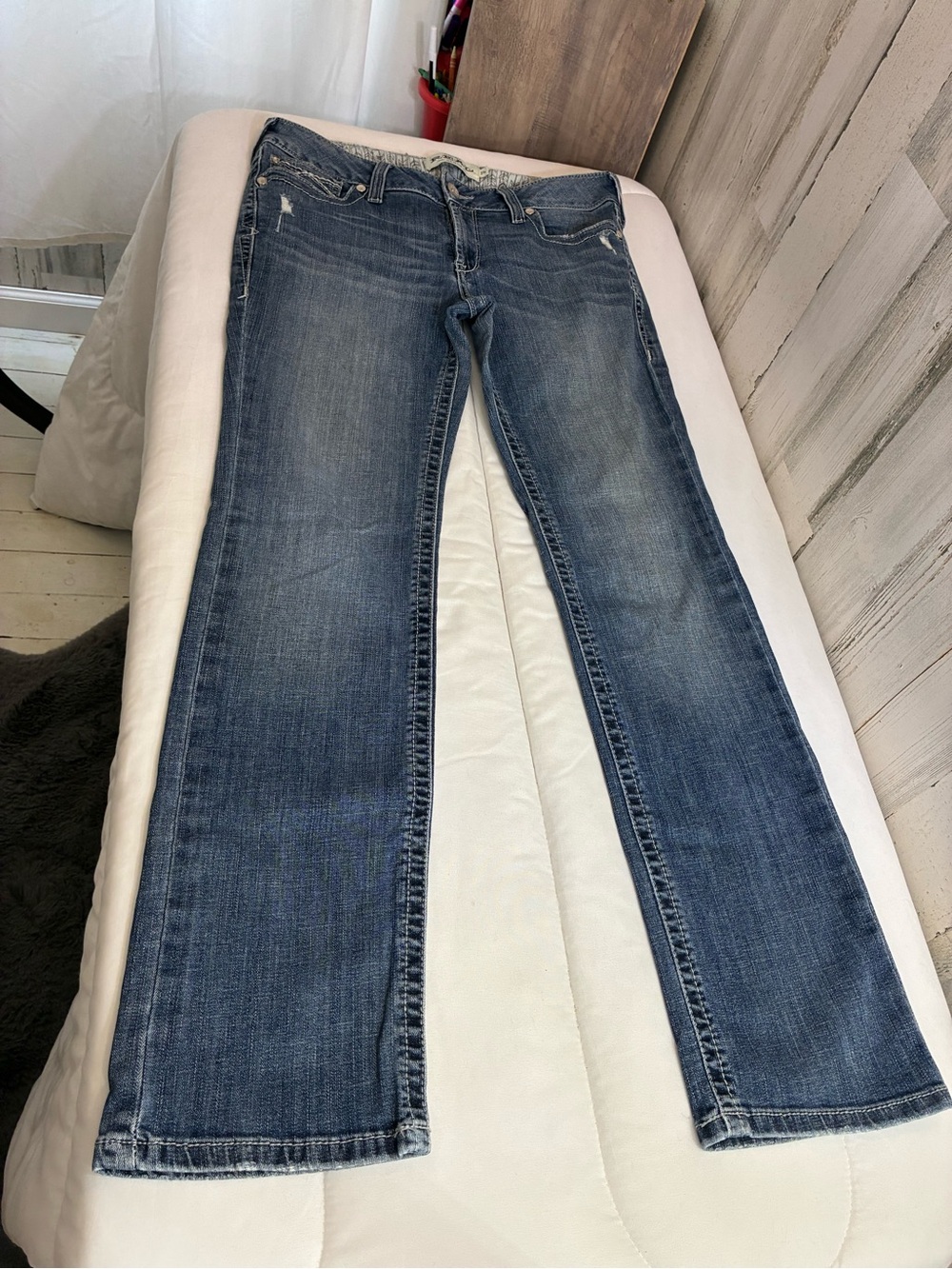 Ariat Women's Faded Blue Straight-Leg Jeans